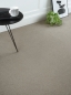 Preview: Lano Living Colours 3 Sofia Naturell 250 Teppichboden Raumbild